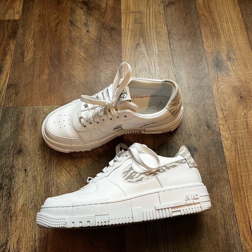Nike AF1 Pixel - White Leather